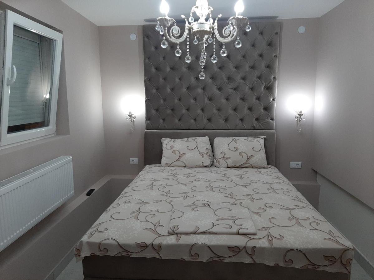 Apartment Sweet Dreams 4 นิส ภายนอก รูปภาพ