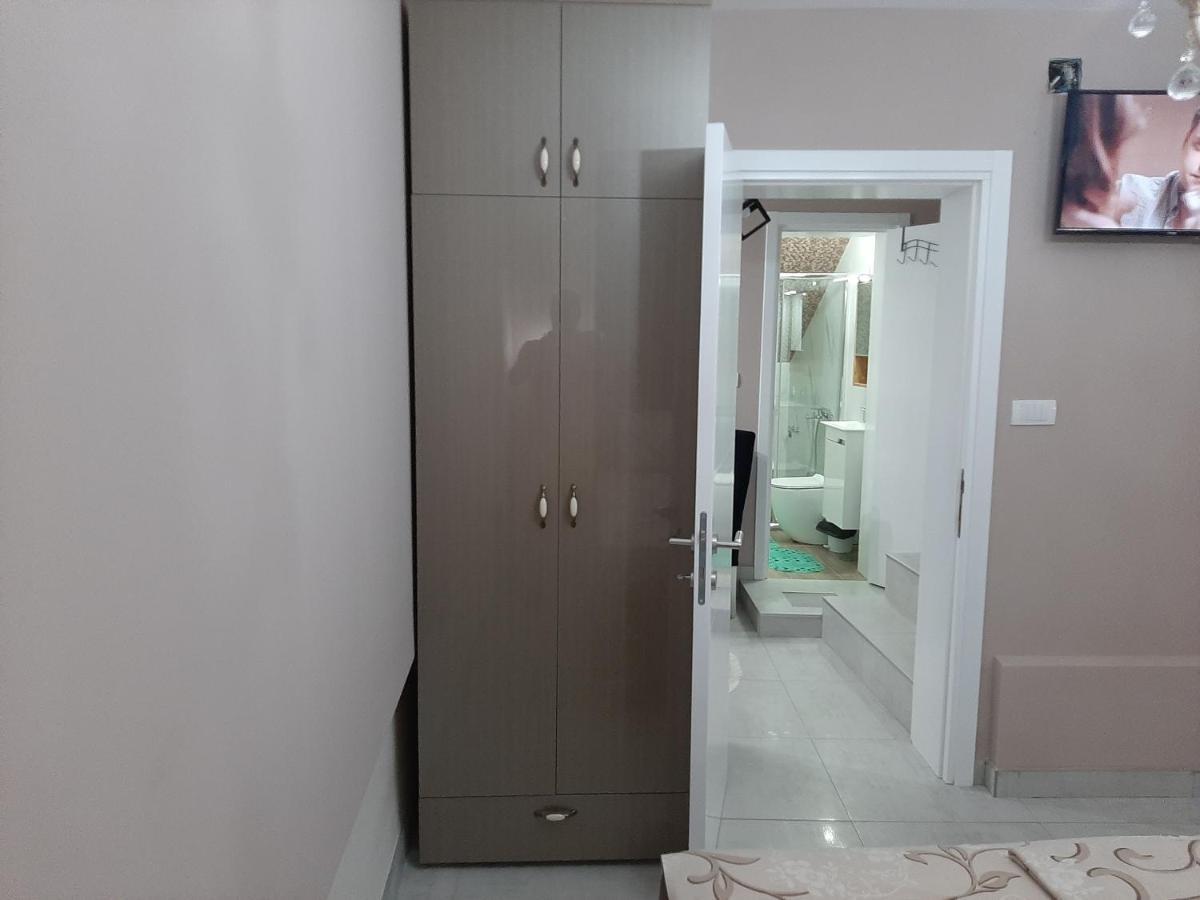 Apartment Sweet Dreams 4 นิส ภายนอก รูปภาพ